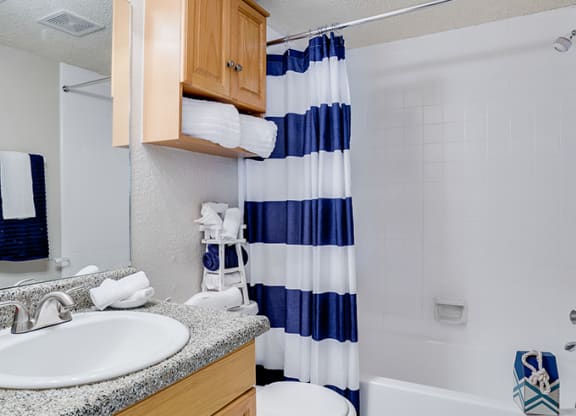 Photos and Video of Riverchase Apartments in Tulsa, OK